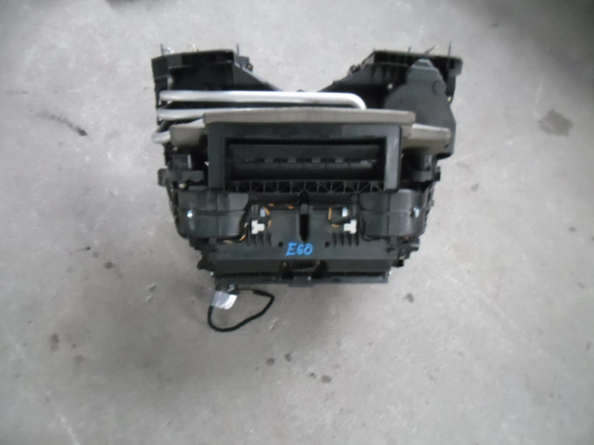 BMW 5 E60 NAGRZEWNICA KLIMATRONIC