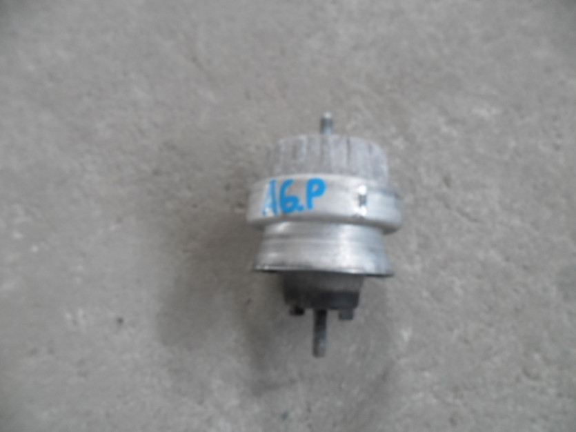 AUDI A6 4F 2.0 TDI PODUSZKA SILNIKA P 4F0199382BC