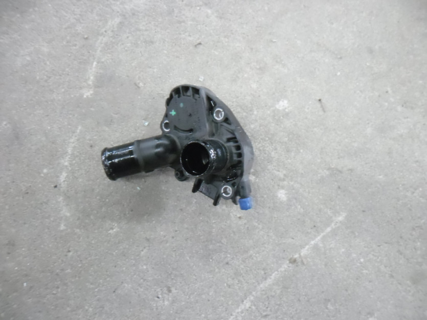 PEUGEOT 208 2013 KROCIEC POMPY WODY 1.0 12V