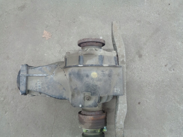 AUDI S4 A4 8E B7 SEDAN 4.2 V8 DYFER MOST TYL EXZ
