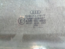 AUDI S4 A4 8E B7 SZYBA DRZWI PRAWA TYL KLEJONA SED