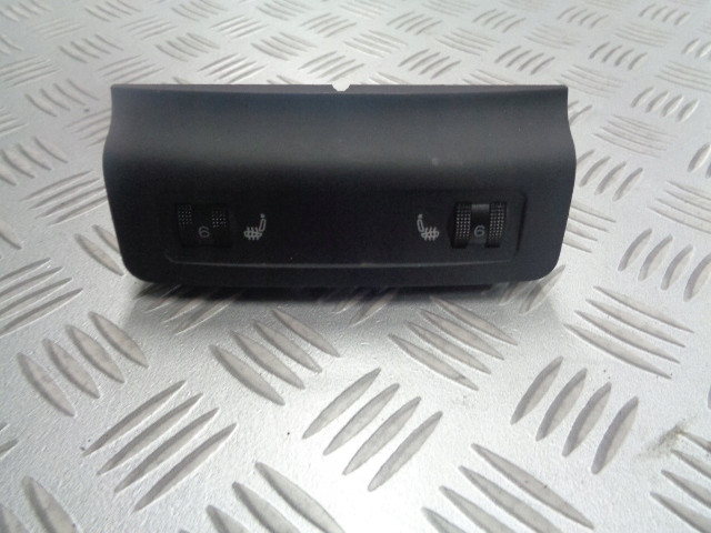 AUDI S4 A4 8E B7 LIFT PANEL GRZANIA FOTELI TYL