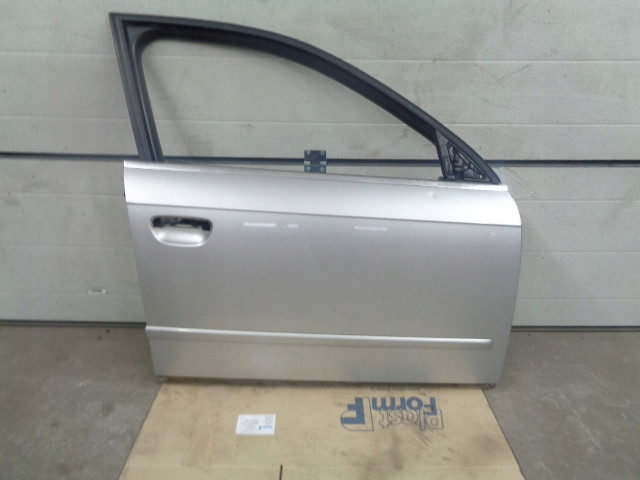 AUDI S4 A4 8E B7 DRZWI PRAWE PRZOD PRZEDNIE LY7W