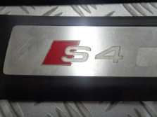 AUDI S4 A4 8E B7 LIFT SEDAN LISTWY PROGOWE S4