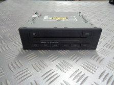 AUDI S4 A4 8E B7 LIFT ODTWARZACZ CD 8E0035111