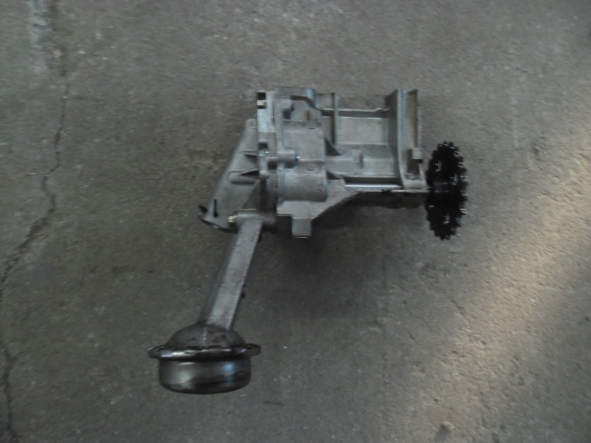 RENAULT MEGANE III 1.5 DCI POMPA OLEJU 8200307174
