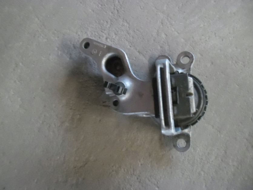 RENAULT TALISMAN LAPA PODUSZKA SILNIKA 112842617R