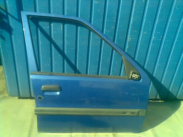 CITROEN SAXO LIFT 2002 DRZWI PRAWE PRZOD PRZEDNIE