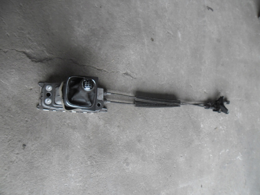 VW GOLF VI 6 5K LEWAREK WYBIERAK BIEGOW 1K0711061B