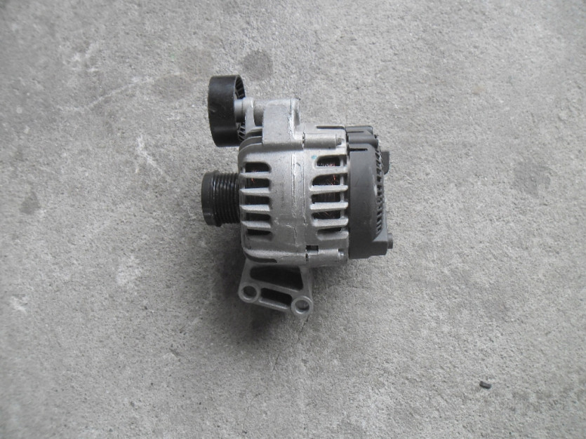 ALTERNATOR VOLVO V40 1.6 TURBO 2015 30644798