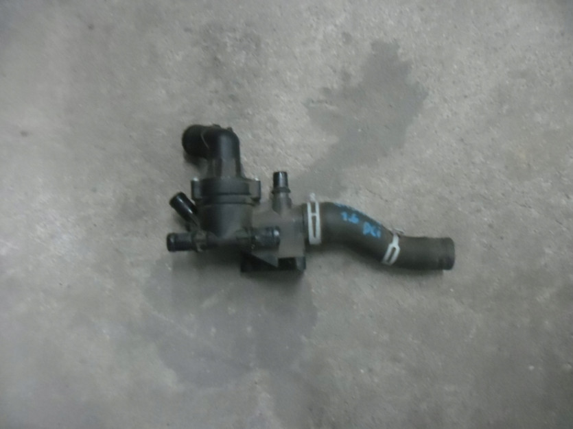NISSAN QASHQAI 2 II 1.6 DCI OBUDOWA TERMOSTATU
