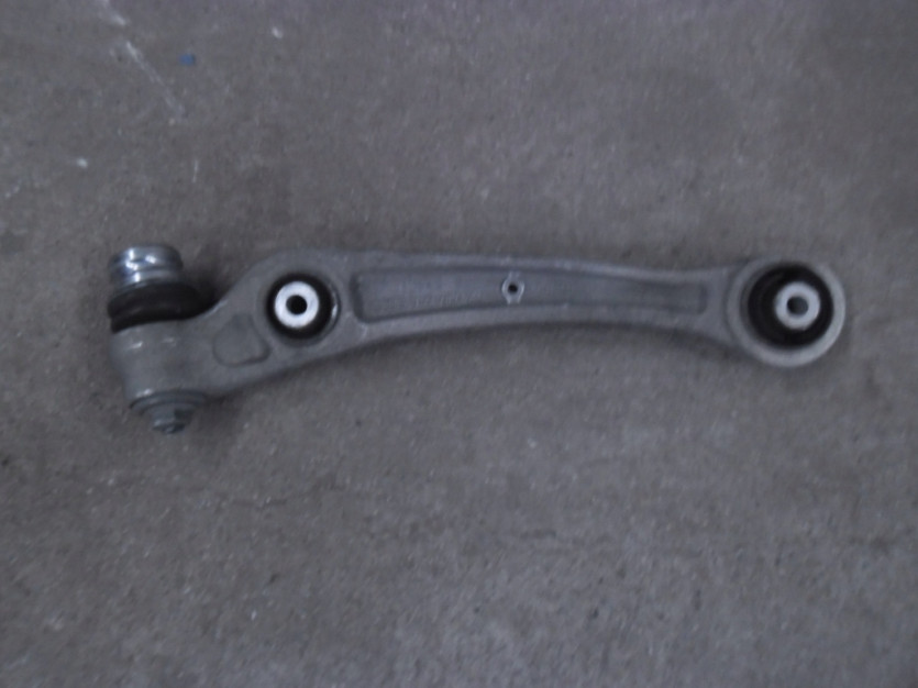 AUDI A4 S4 8K B8 SEDAN LIFT WAHACZ LEWY 8K0407155C