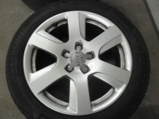AUDI A4 8W B9 SEDAN KOLA OPONY FELGI 225/50 R17
