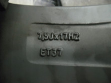AUDI A4 8W B9 SEDAN KOLA OPONY FELGI 225/50 R17