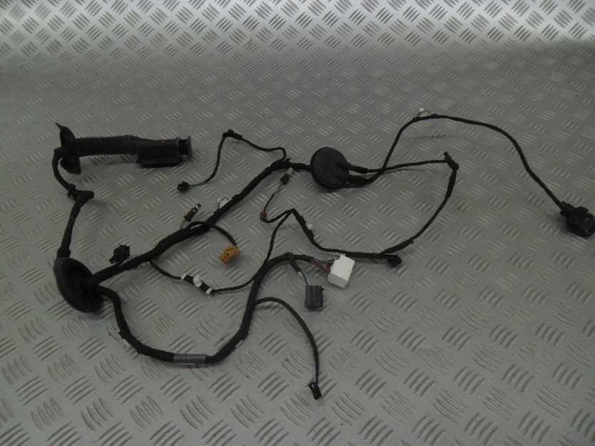 AUDI A4 8W B9 WIAZKA DRZWI LEWA TYL 8W0971687AE