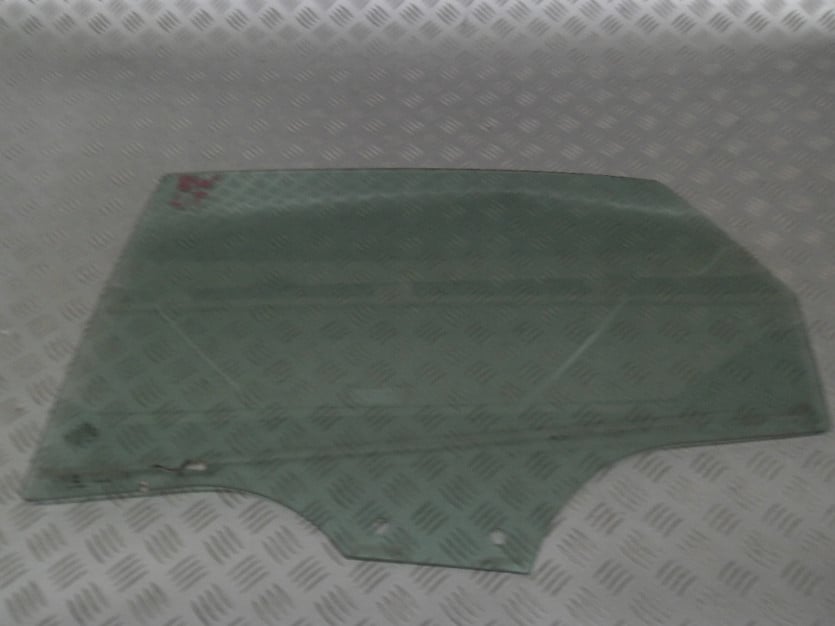 AUDI A4 8W B9 SZYBA DRZWI LEWA TYL SEDAN 8W5845205