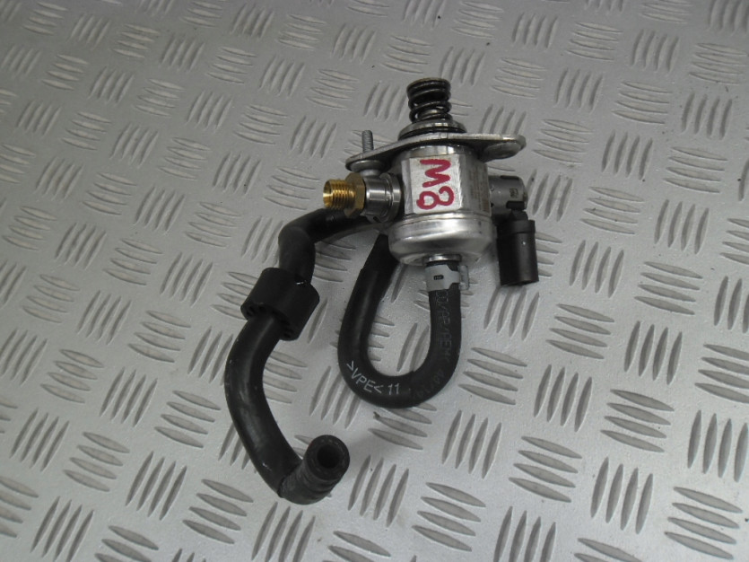 AUDI A4 8W B9 2.0 TFSI POMPA PALIWA 06G127025A