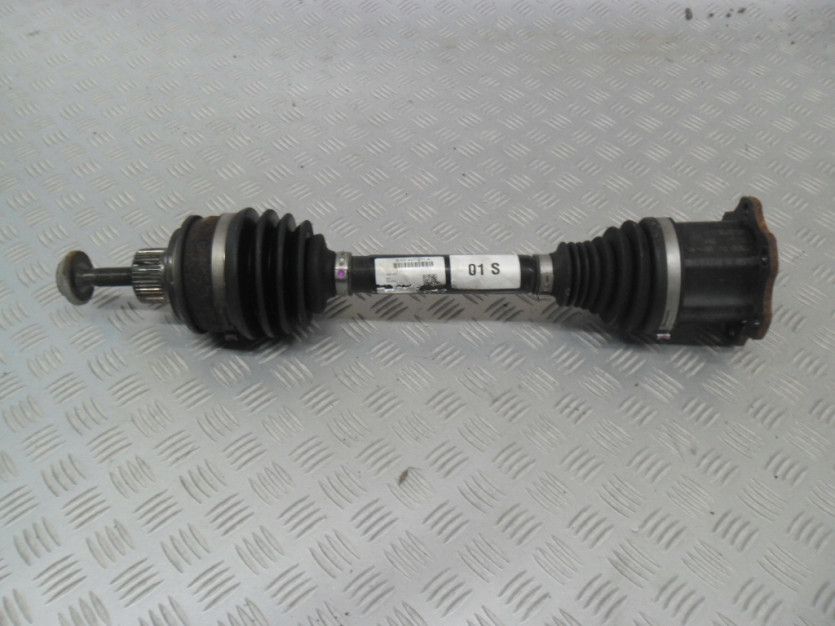 AUDI A4 8W B9 SEDAN 2.0 TFSI POLOS LEWA 8W0407271A