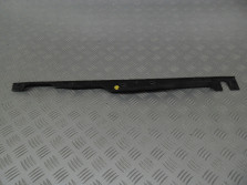 AUDI A4 8W B9 SEDAN OSLONA BLOTNIKA P 8W0820582A