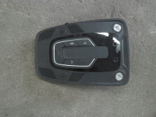 AUDI Q7 4M 2 II LAMPKA PODSUFITKI 4K0947135B
