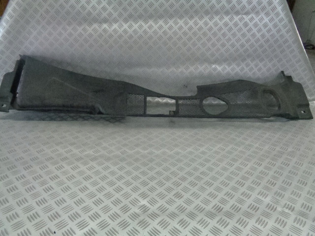 AUDI A4 8K B8 PODSZYBIE 8K1819447