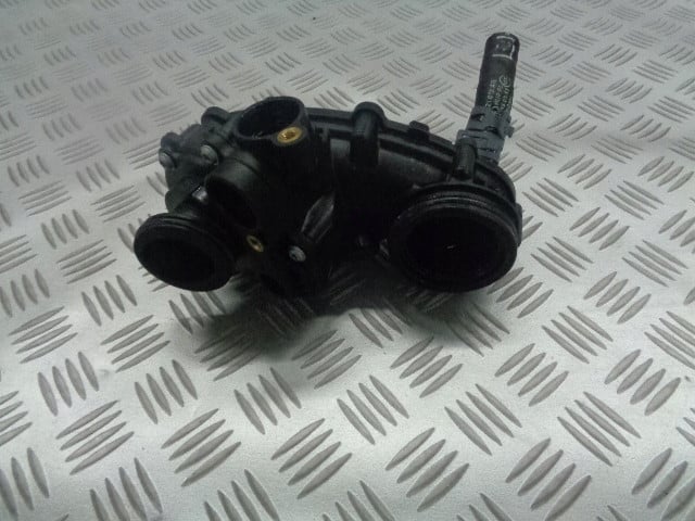AUDI A6 C8 4K TERMOSTAT 3.0 TDI 059121111CA