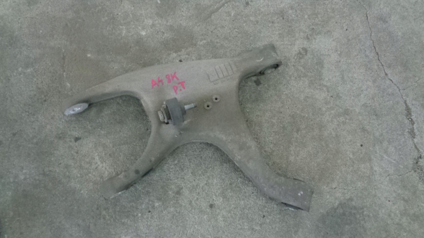 AUDI A4 8K B8 WAHACZ PRAWY TYL 8K0505312J