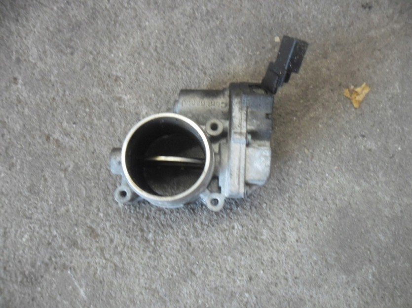 AUDI A4 8K B8 PRZEPUSTNICA 4E0145950H 3.0 TDI