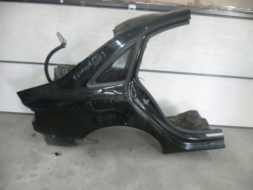 AUDI A4 8K B8 CWIARTKA BLOTNIK PRAWY TYL LY9B