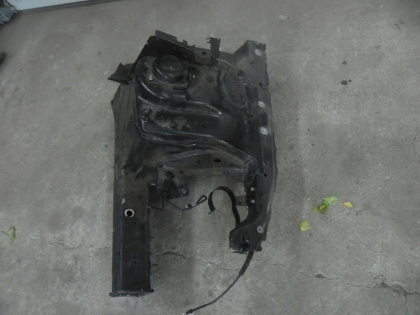 AUDI A4 8K B8 PODLUZNICA CWIARTKA LEWA