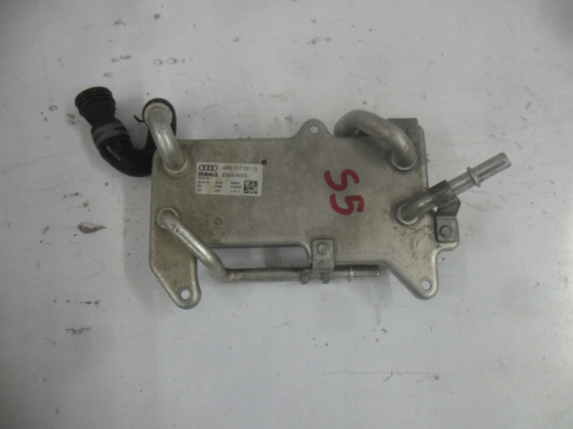 AUDI A5 S5 8W F5 CHLODNICA OLEJU 4M0317021G