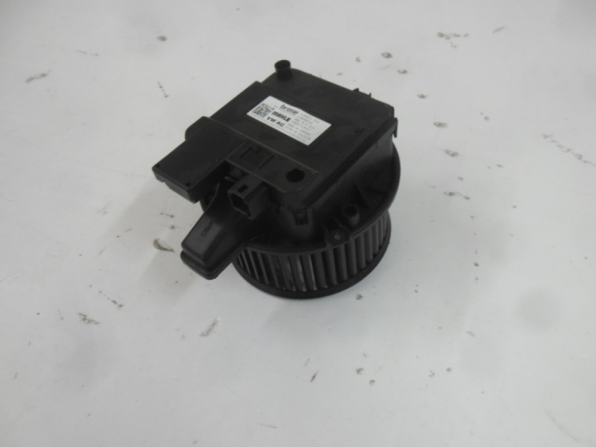 AUDI A5 S5 8W F5 WENTYLATOR DMUCHAWA 4M2820021