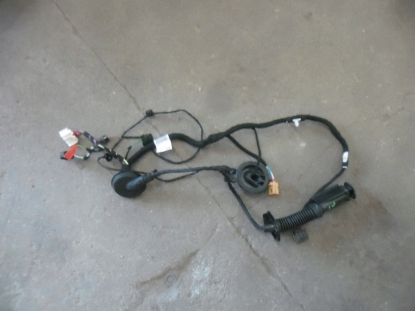 AUDI A6 C8 4K WIAZKA DRZWI PRAWA TYL 4K5971687BA