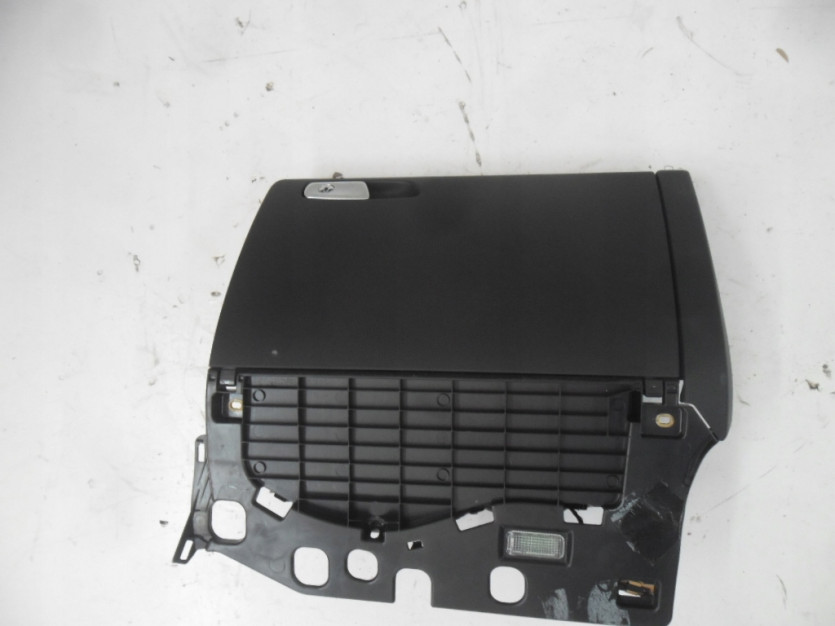 AUDI S4 B8 8K A4 SCHOWEK DESKI POLKA 8K1857035A