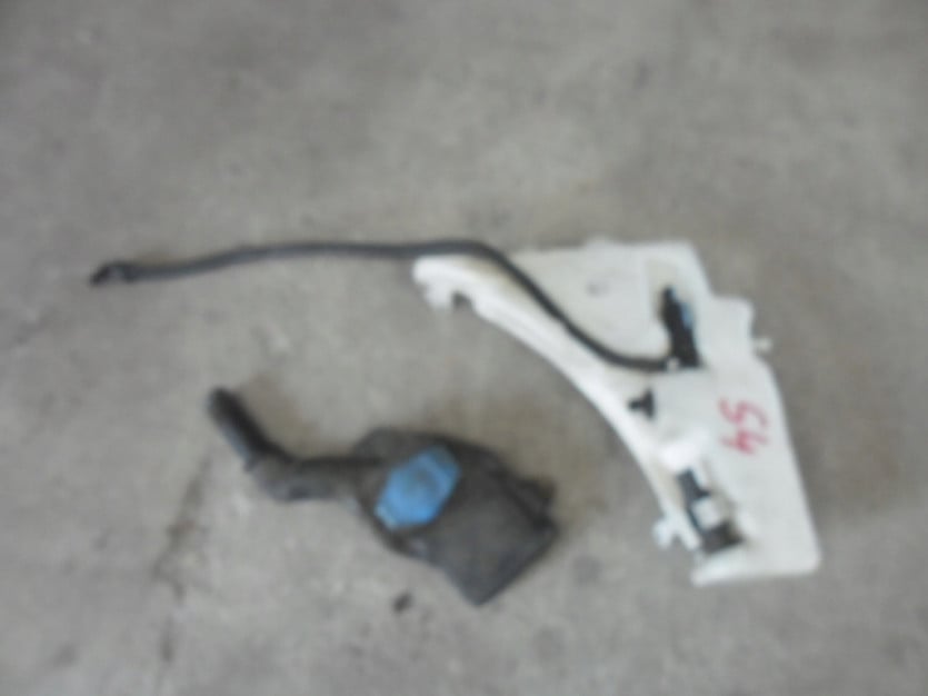 AUDI S4 B8 8K A4 ZBIORNIK SPRYSKIWACZY 8T0955453C