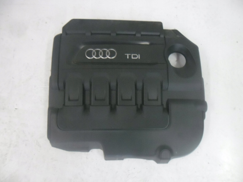AUDI A3 8V 2015 POKRYWA SILNIKA 04L103925L