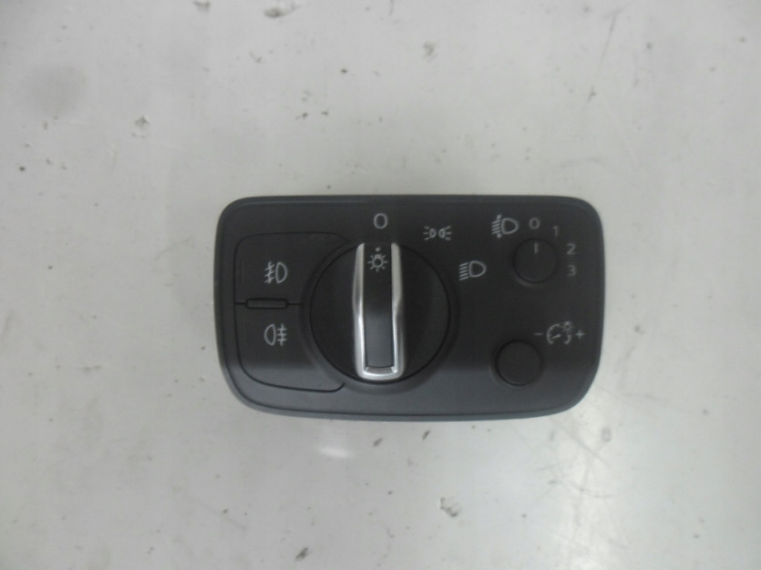 AUDI A3 8V 2015 PRZELACZNIK SWIATEL 8V0941531AG