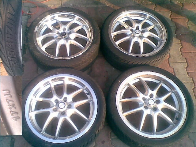FELGI ALUMINIOWE 17 J7 5X100 ET45 215/45R17 SUBARU