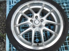 FELGI ALUMINIOWE 17 J7 5X100 ET45 215/45R17 SUBARU