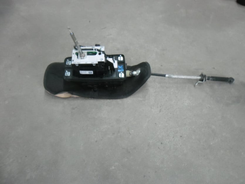 AUDI A4 8K B8 LIFT DZWIGNIA BIEGOW DSG 8K1713041T