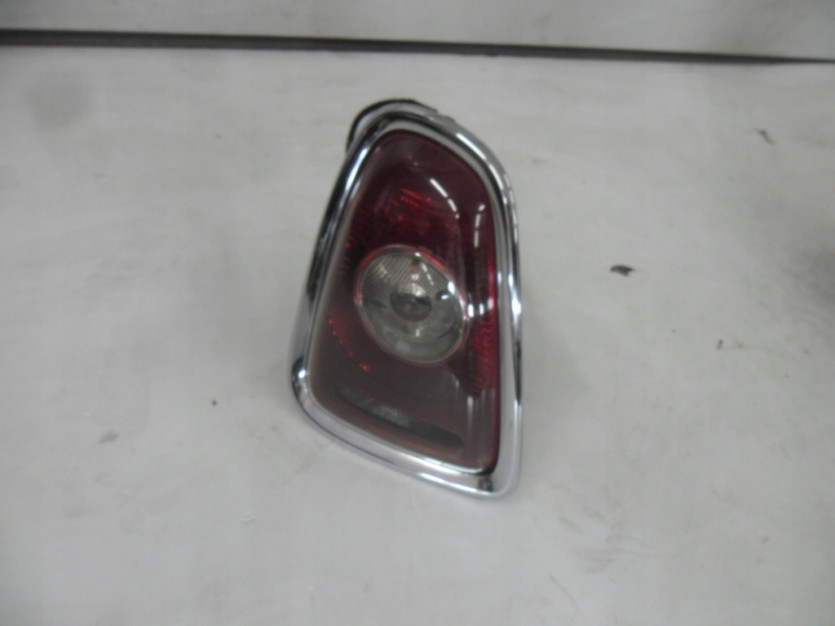 MINI COOPER D R56 2008 LAMPA LEWA TYL TYLNA
