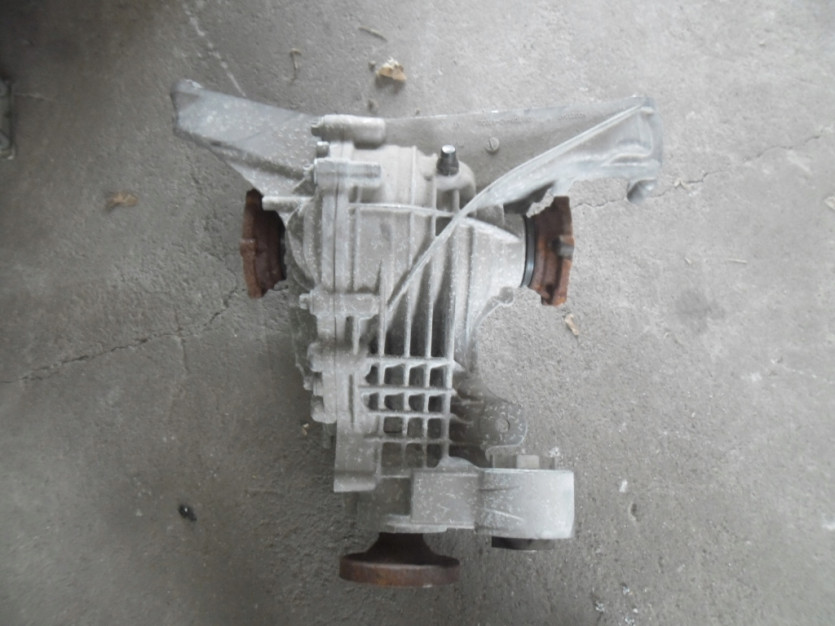 AUDI A8 4H D4 2017 DYFER MOST TYL QCD 0G2 500 043