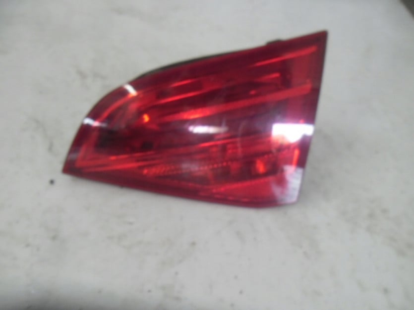 AUDI A4 8K B8 ALLROAD LIFT LAMPA PRAWA TYL TYLNA