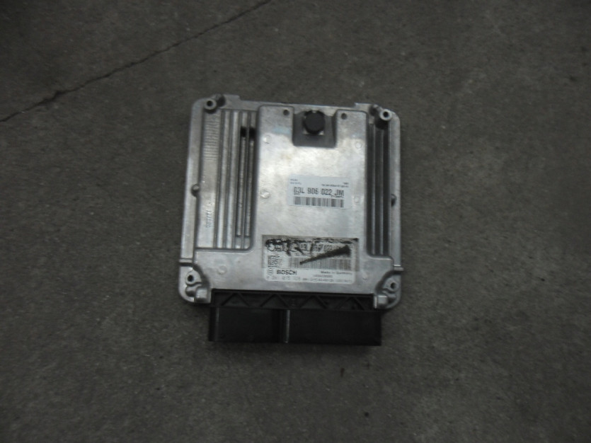 AUDI A4 8K B8 2010 KOMPUTER STEROWNIK SILNIKA