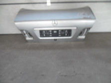 MERCEDES W210 E KLASA KLAPA TYL TYLNA SEDAN