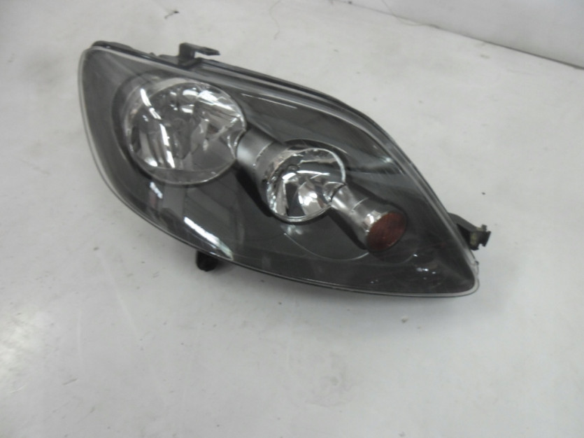 VW GOLF V 5 PLUS LAMPA PRAWA PRZOD 5M1941006B