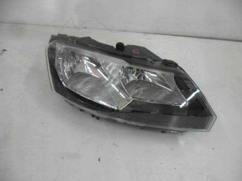 SKODA RAPID LAMPA PRAWA PRZOD PRZEDNIA 5JB941018