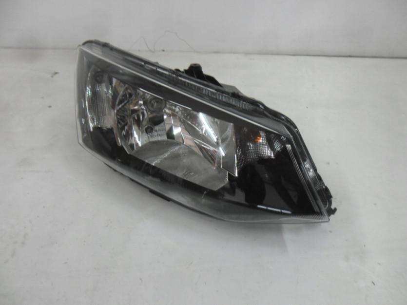SKODA FABIA 3 III LAMPA PRAWA PRZOD 6V1941016C