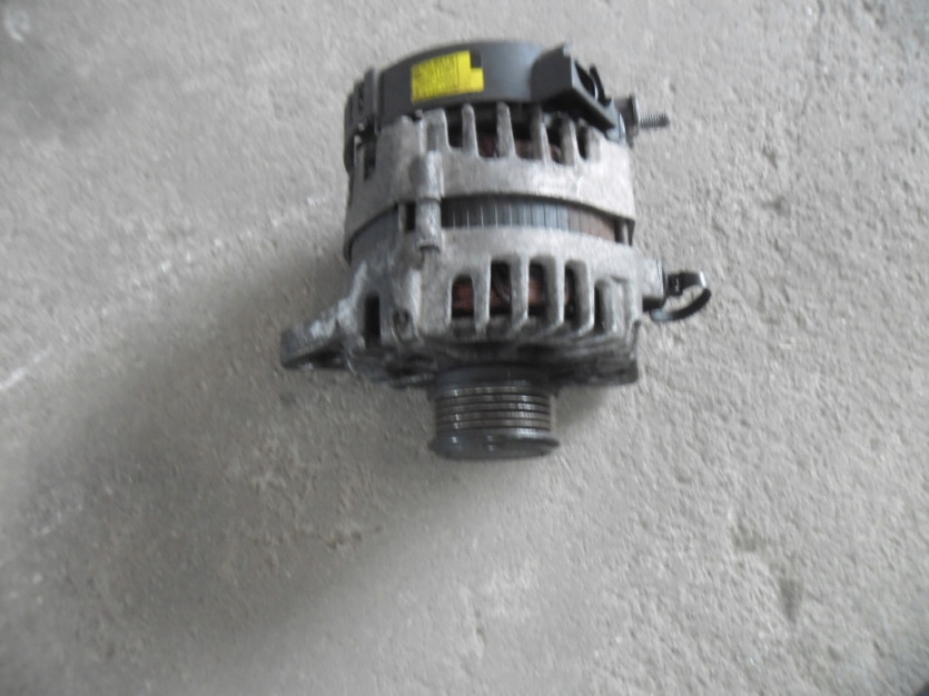 KIA RIO 3 III 2013 ALTERNATOR 37300-2A850