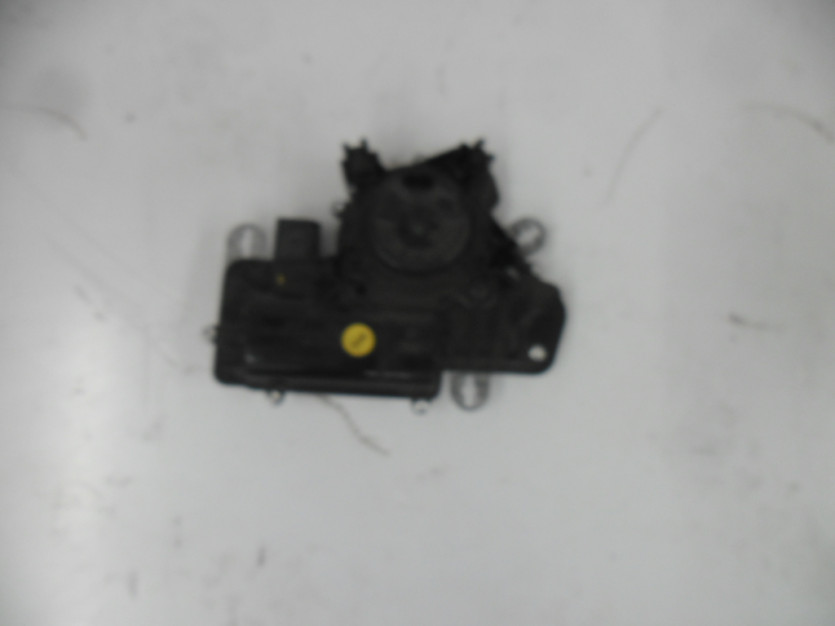 VW TOURAN 2 II 5T LIFT DOCIAG KLAPY TYL BAGAZNIKA